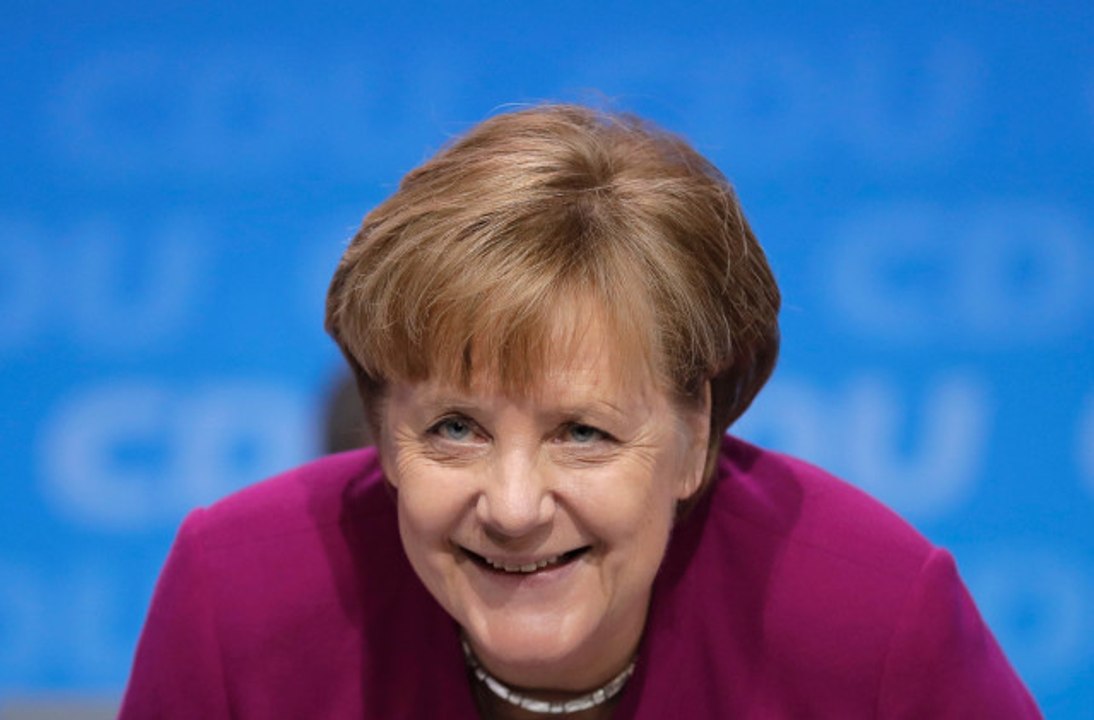 Kritik Oylamadan Merkel'e İyi Haber Geldi! SPD, Büyük Koalisyona "Evet" Dedi