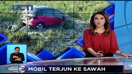 Diduga Mabuk, Sebuah Mobil Terjun ke Sawah