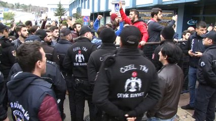 Şenol Güneş'e Trabzon'da tepki: 'Trabzon'u sattın'