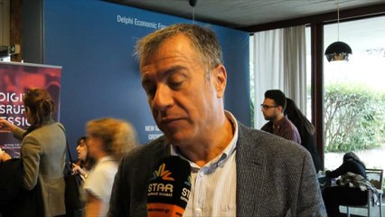 Δελφοί:  Σταύρος Θεοδωράκης