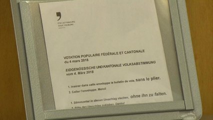 Les Suisses rejettent la suppression de la redevance télé