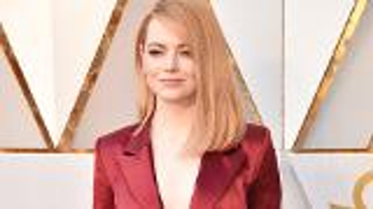 Emma Stone Is Wearing Louis Vuitton at the 2018 Oscars | Oscars 2018