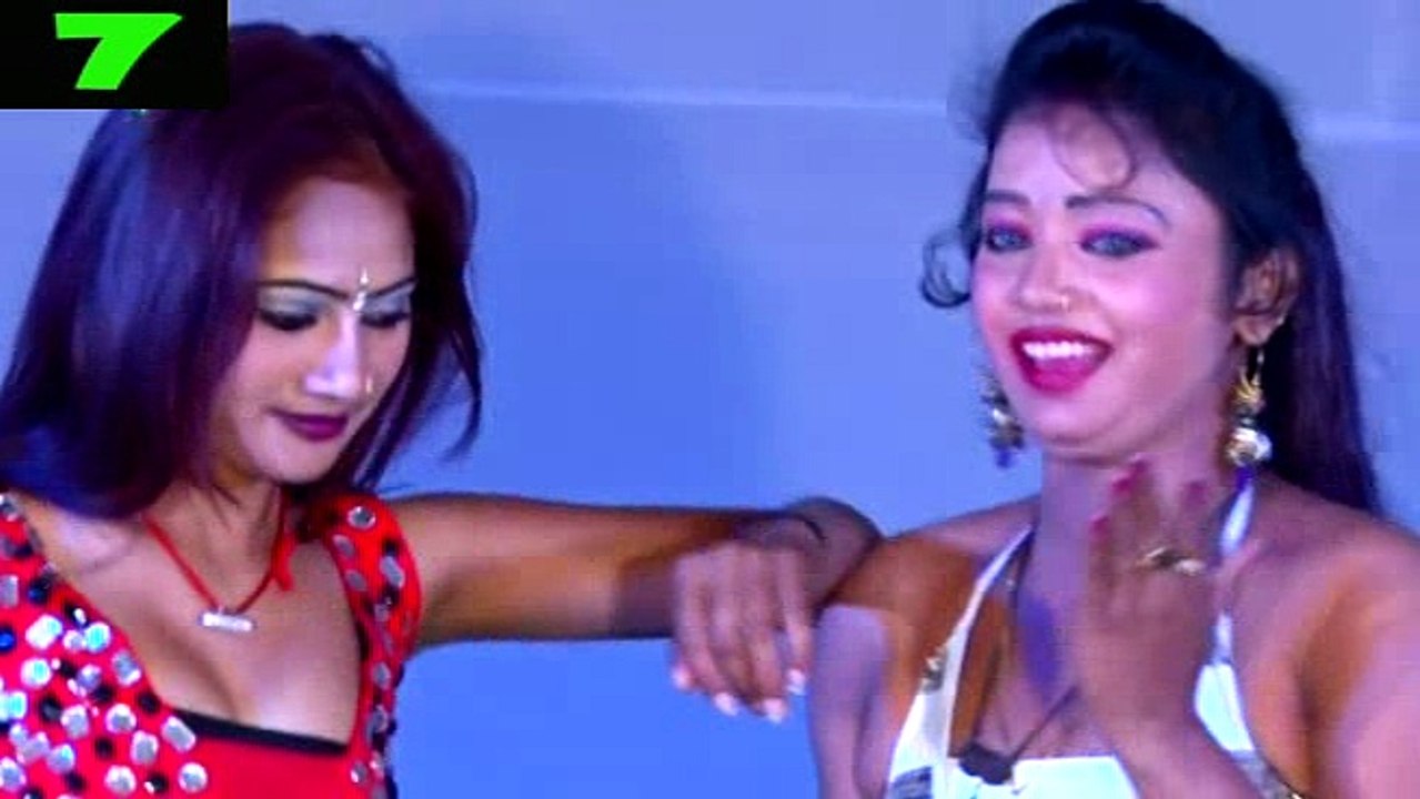 Ham Ta ढोंढ़ी मुदले रही  - Bhojpuri Dance