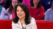 Mazarine Pingeot revient sur la difficulté qu'elle a eu à être sour le feu des projecteurs du jour au lendemain - Regardez