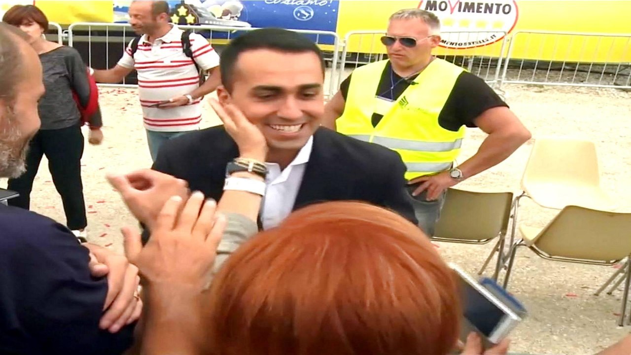 Italy edges towards hung parliament