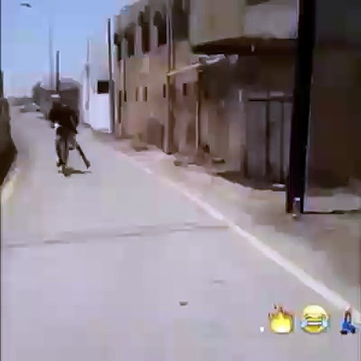Crazy riding cycle