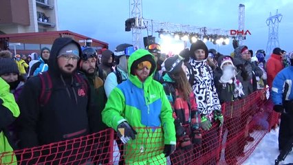 Erzurum Keman Sanatçısı, Soğuğa Dayanamadı