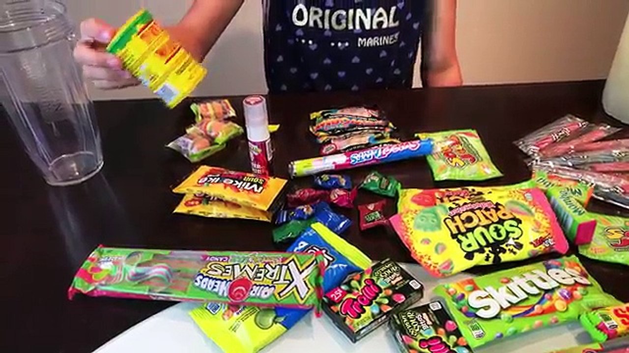ЭКСТРЕМАЛЬНО КИСЛЫЙ ЧЕЛЛЕНДЖ SKITTLES, TOXIC WASTE/BARVINA