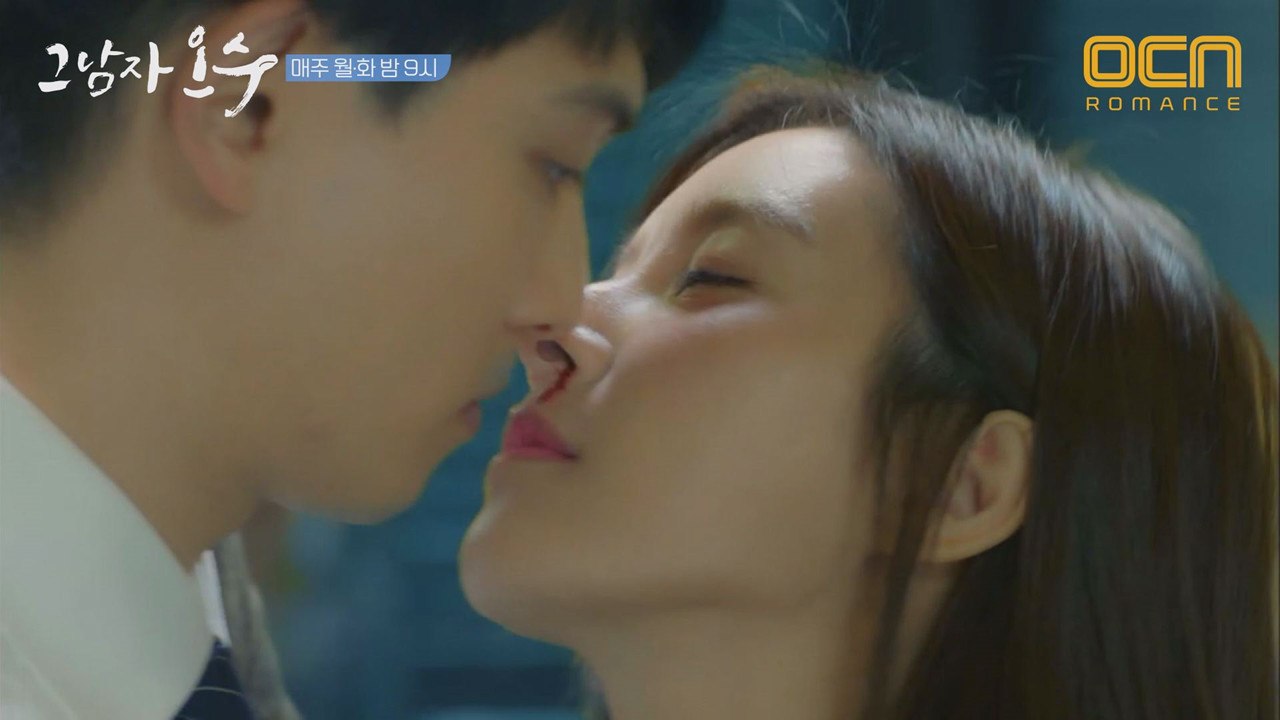 '소주맛 첫키스'의 짜릿함 #취중진담_아니고 #취중키스 #아고_조으다