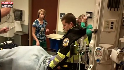 Quand un brancardier fait sa demande en mariage dans un hôpital (vidéo)