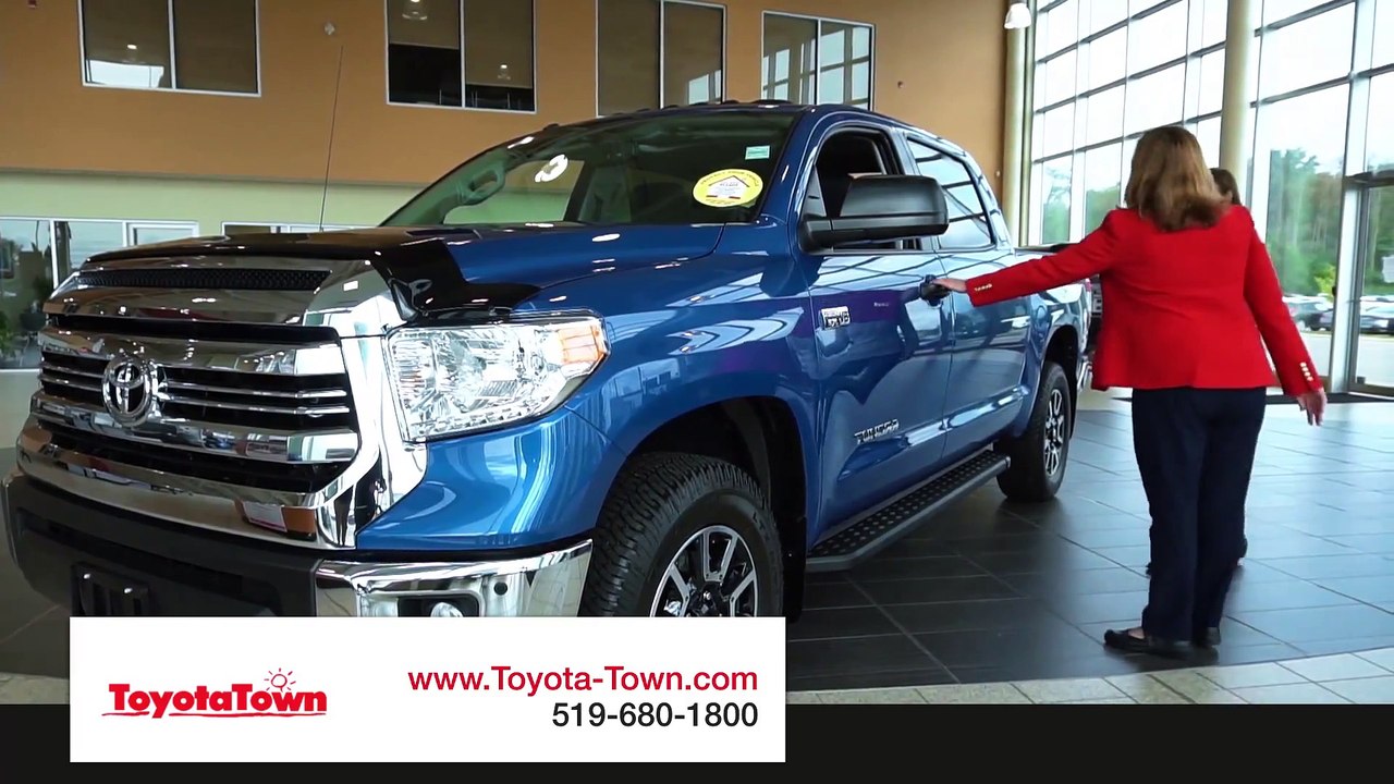 Certified Toyota Corolla iM Versus Honda Civic Hatchback - London, ON