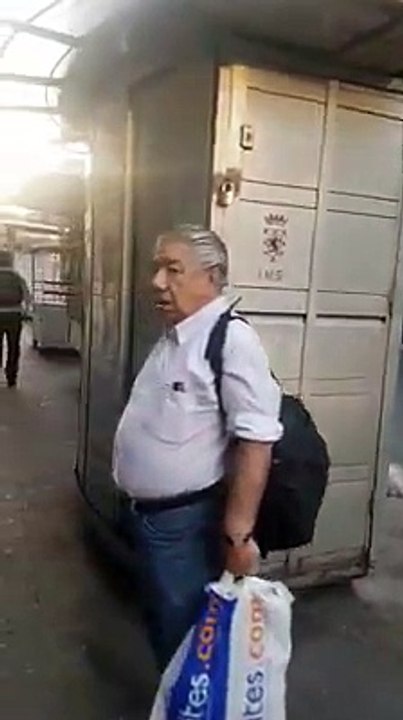 Fila de 5 cuadras en Oficina de Extranjeria en Santiago de Chile en Marzo del 2018