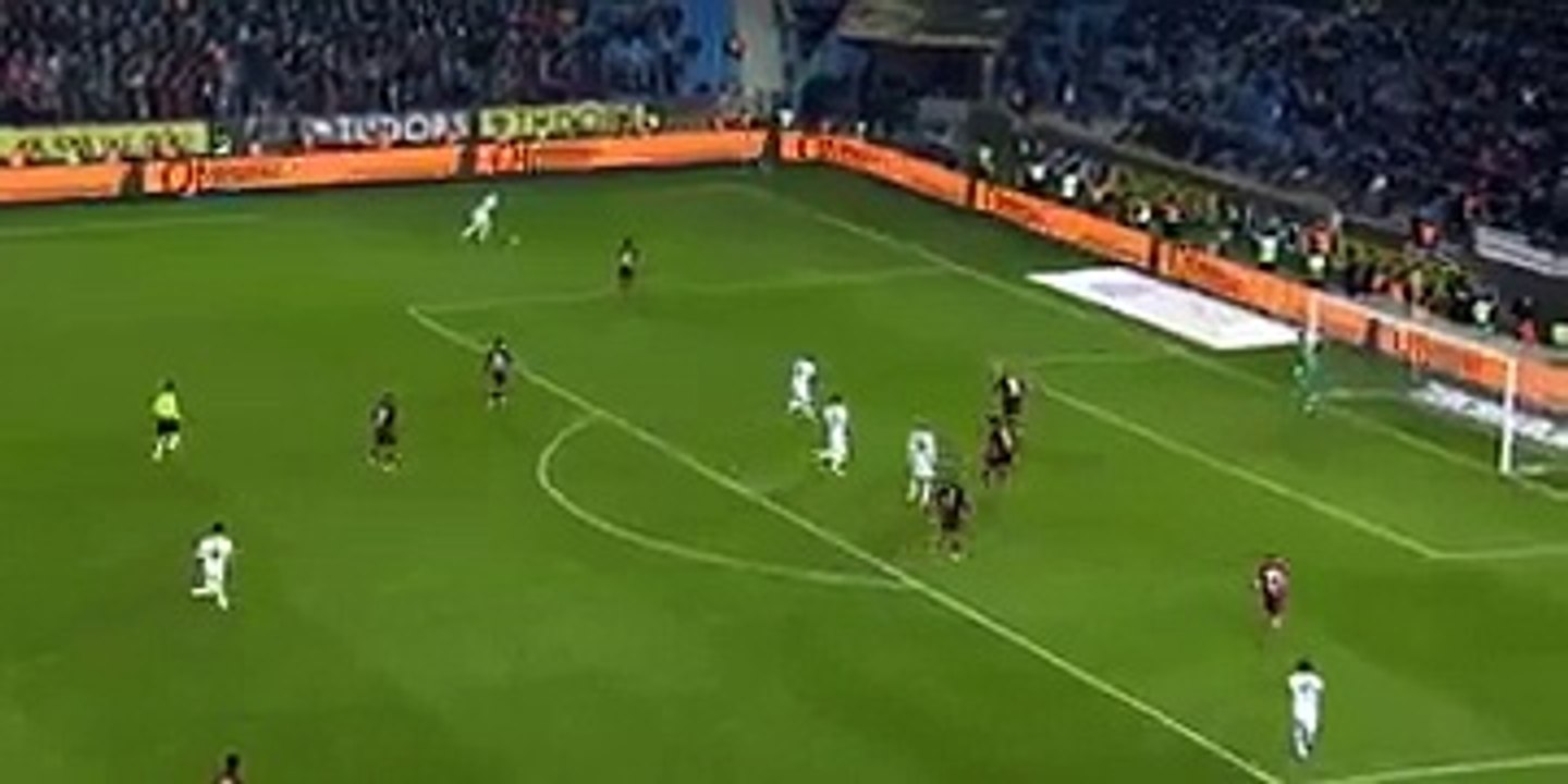 Babel'in Trabzonspor'a attığı gol. Asist Negredo