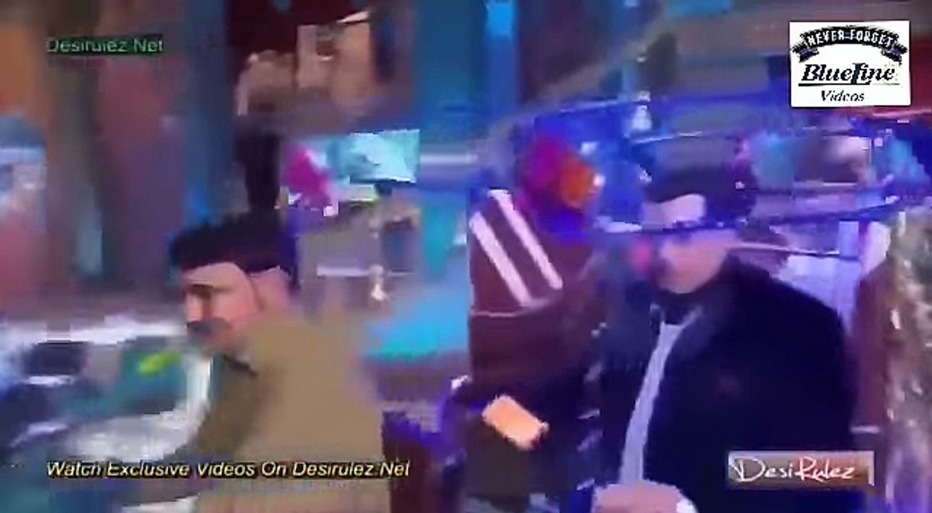 Salman Khan Funny Performance with Sonakshi Sinha in Award Show - Dabang Salman & Sonakshi - YouTube