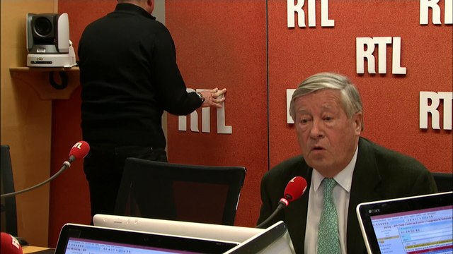 Alain Duhamel : L'Allemagne sort de la crise, l'Italie s'y enfonce