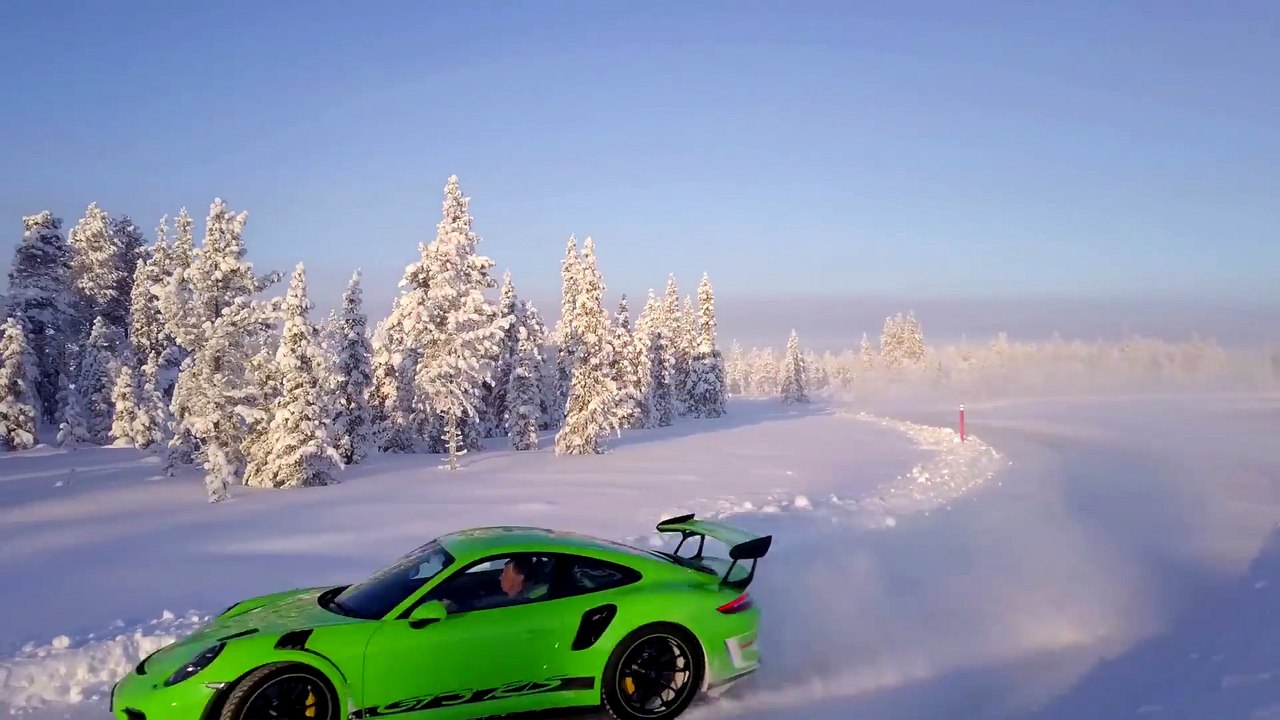 Sneak Preview Porsche 911 GT3 RS Drifting Experience