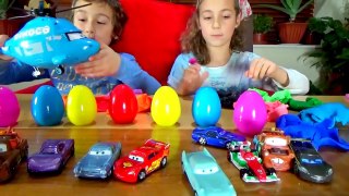 NEW Cars 2 Pixar PLAY DOH Eggs Surprise Eggs Dinoco Helicopter HD