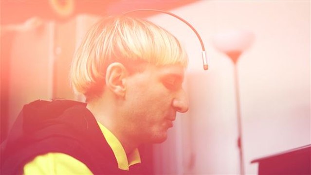 Farben spüren: Cyborg erweitert seine Sinne mit Antenne