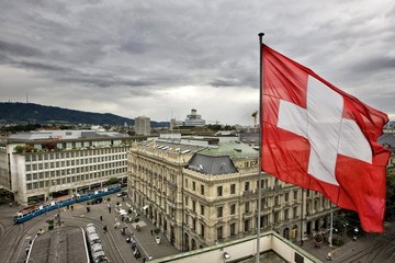 İsviçre Bankalarında Parası Olan Türk Vatandaşları Dolandırıldı