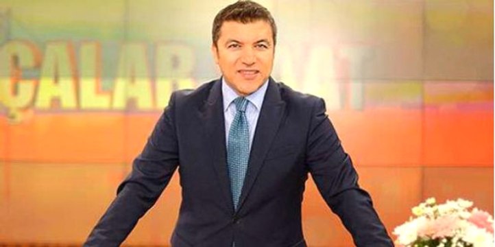 İsmail Küçükkaya, Kadın Evde Çocuklarını Büyütsün Diyen Hülya Avşar'ı Topa Tuttu