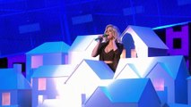 Shakira es la artista femenina que más vende en España