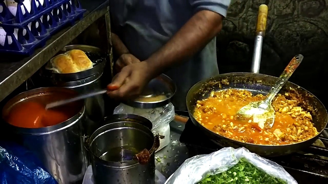 Boiled Egg Bhurji (Gravy) Fish Fry Indian Street Food Pune
