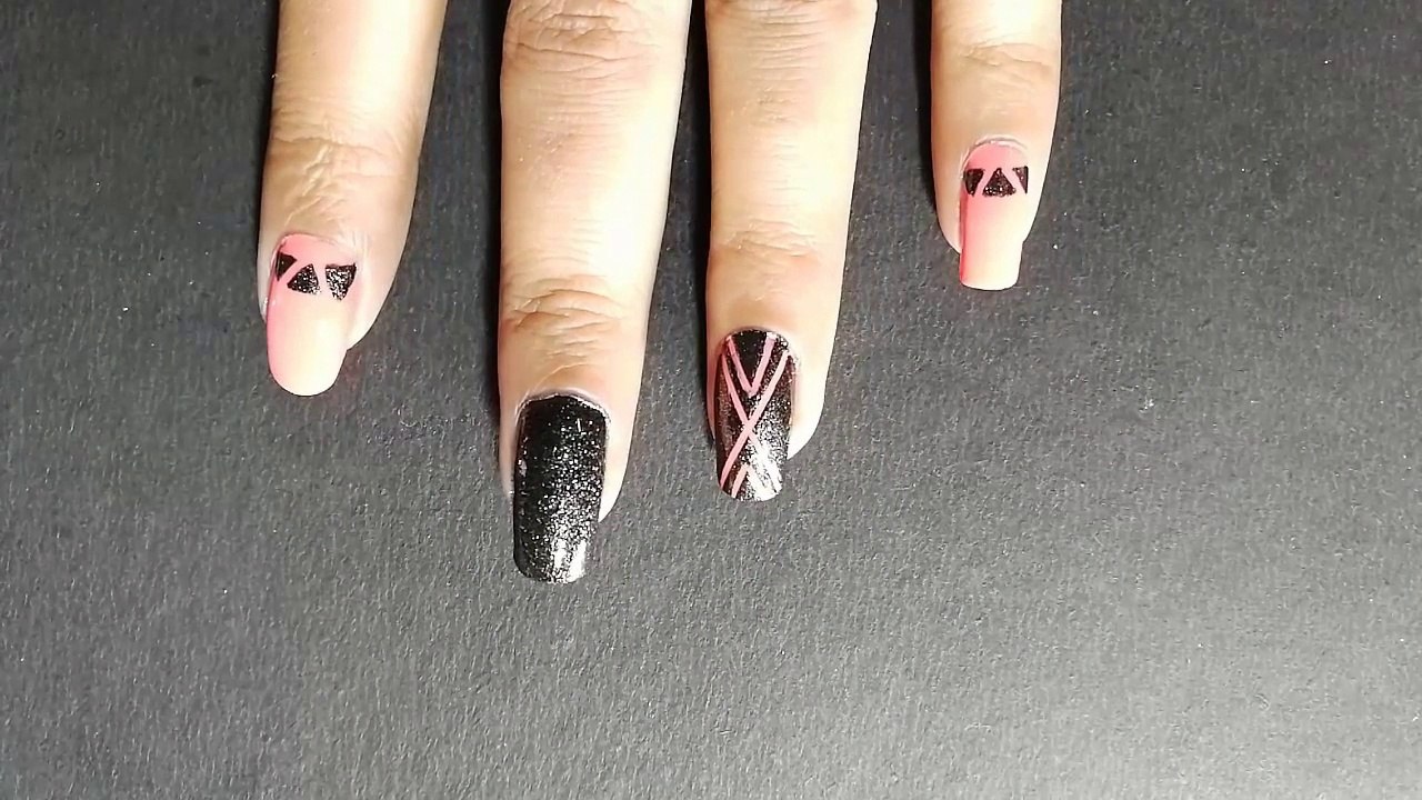 Striping Tape With Glitter Polish Nail Art