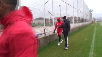 Aybaba: 'Lige maç maç bakıyoruz'