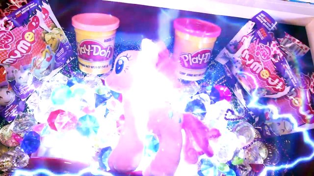 My Little Pony PINKIE PIEs MYMOJI Blind Bags + Surprise Toys in MLP Play-Doh Emoji Eggs