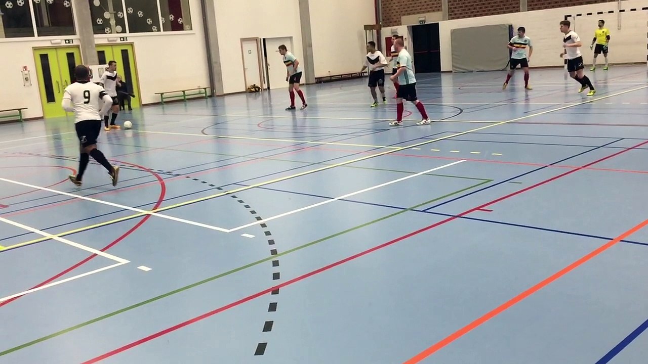 Dikken deem 7  - 3 Media markt