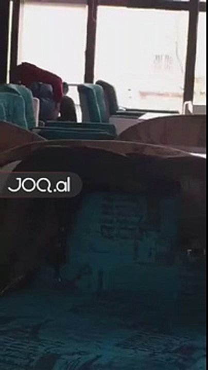 Shkon të shijojë kafenë në lokal, veprimi i çiftit “ia nxjerr” nga hunda