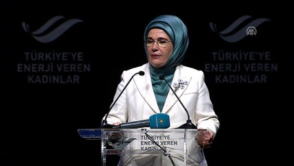 Download Video: Emine Erdoğan: 'Sizlerin enerjisine heyecanına sadece bu ülkenin değil tüm dünya kadınlarının ihtiyacı var' - İSTANBUL