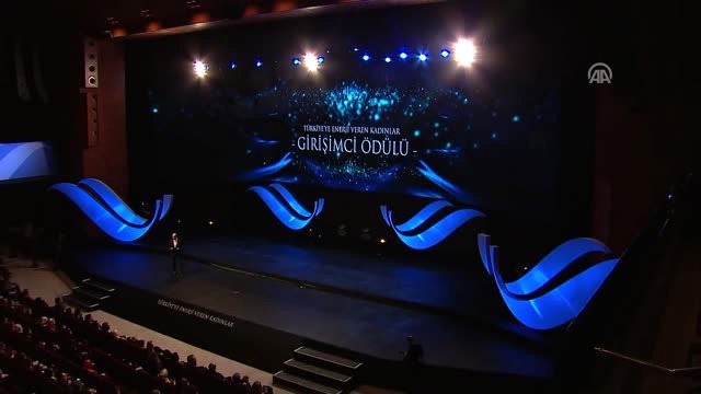 Türkiye'ye Enerji Veren Kadınlar Ödül Töreni (2)
