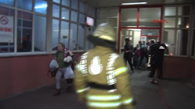 Çapa'daki İstanbul Tıp Fakültesi Hastanesi'nde Yangın Aktüel Görüntüyle