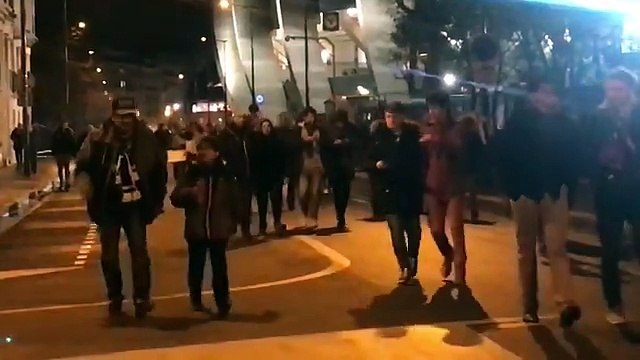 PSG Real Madrid - Les fans parisiens quittent le Parc des princes à la 80éme