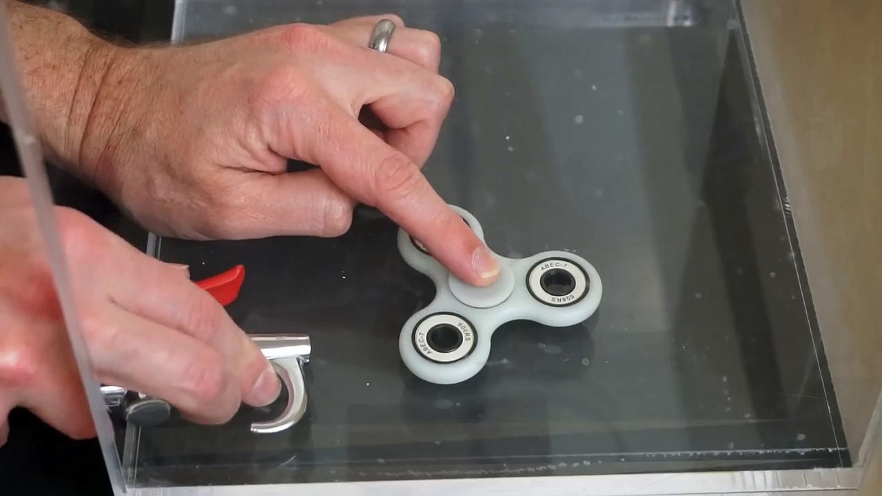 How Long Can a Fidget Spinner Spin In a Vacuum Chamber? Will It Spin Forever?