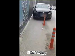 Yaya Yoluna Park Eden Araçlara Yapılması Gerekeni Yapan Genco