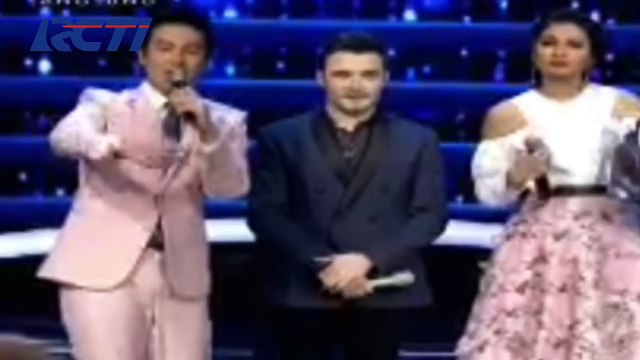 Shane Filan KAGET Dengar Suara JUDIKA saat duet Flying Without Wings di Indonesian Idol 2018