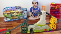 Thomas & Friends Avalanche Escape Set Thomas the Train Accidents Happen Kids Playing Kids Play Toys