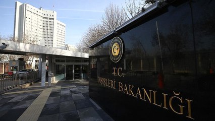 Yunanistan'da Türk Bayrağının Yakılmasına Türkiye'den Sert Tepki: Irkçı Saldırıyı Şiddetle Kınıyoruz