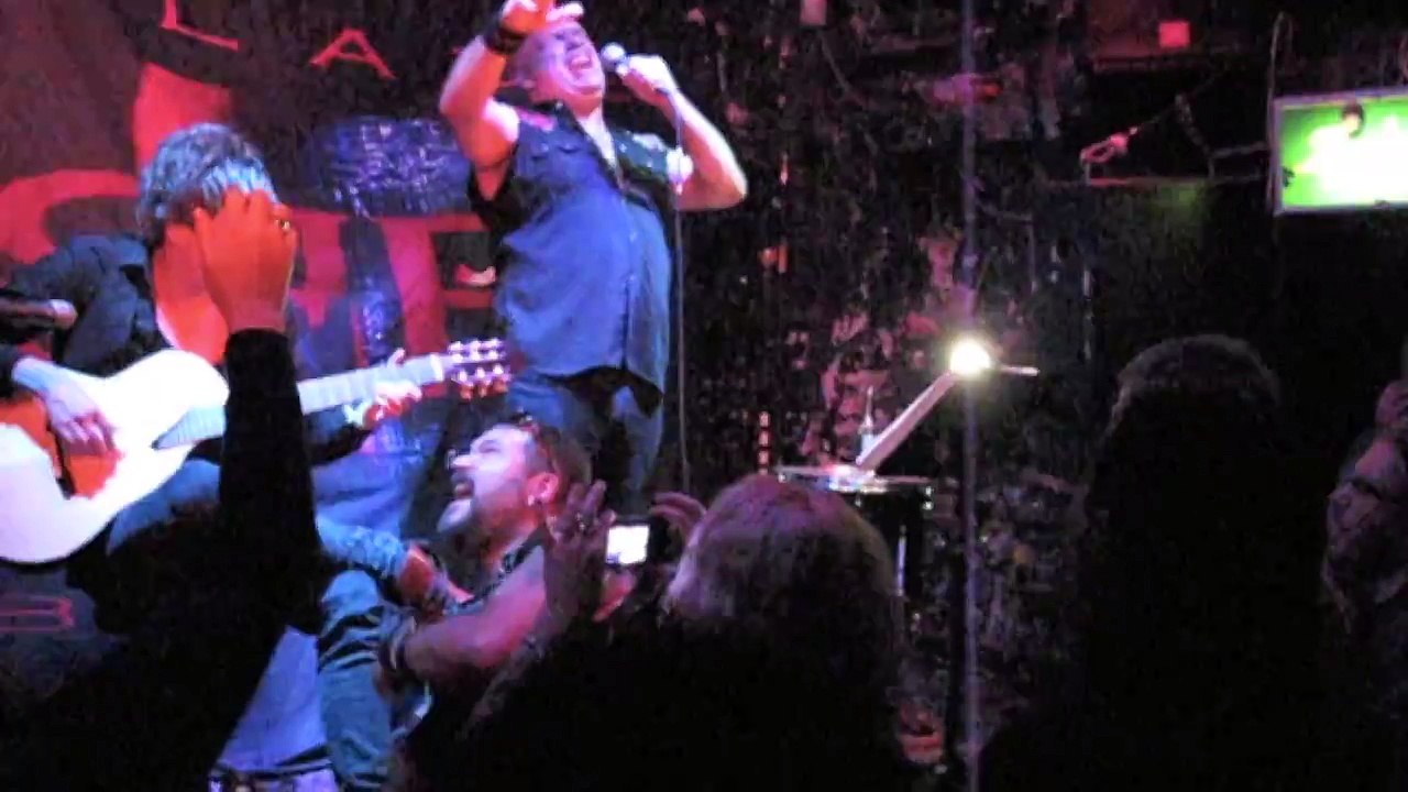 Sign Of The Cross [IRON MAIDEN] Acoustic - Blaze Bayley & Thomas Zwijsen (Nylon Maiden)