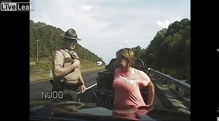 Abus d'un policier : il retient cette femme qui lui plaît et l'arrête 2 fois !