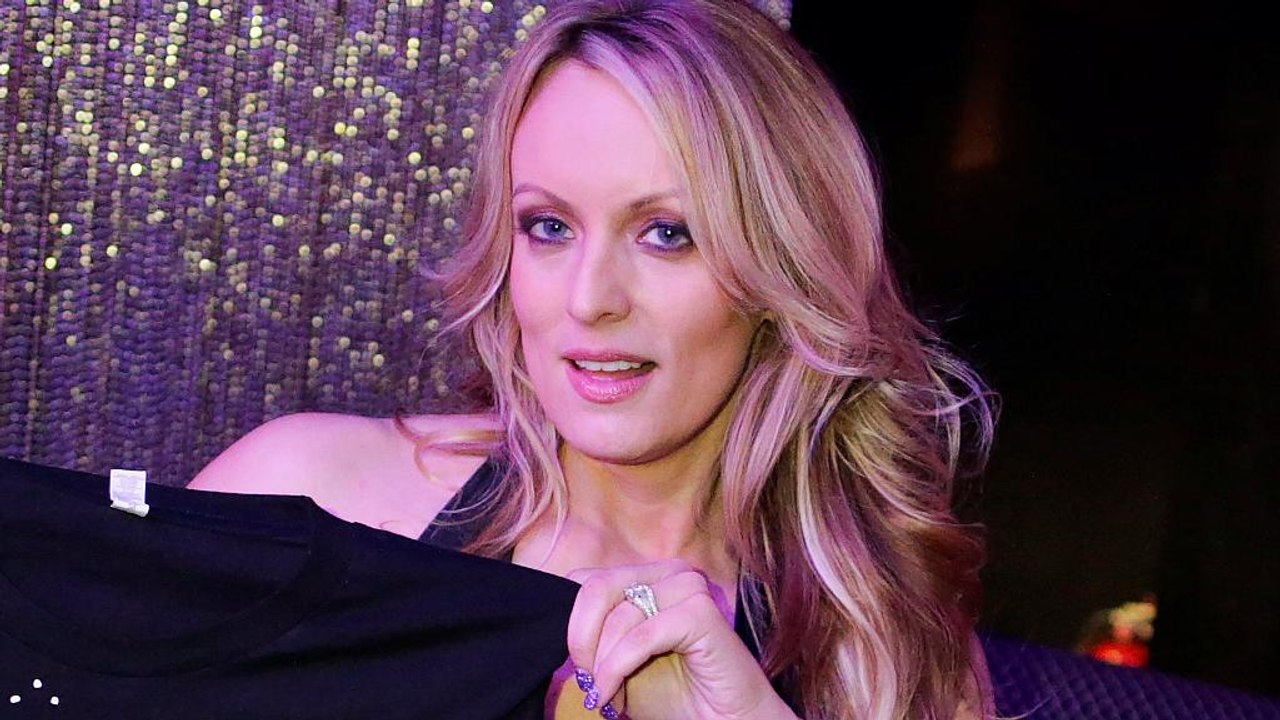 Pornodarstellerin Stormy Daniels klagt Donald Trump an