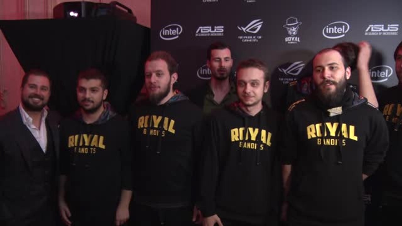 Asus Republic Of Gamers Espor Kulübü Royal Bandits'e Sponsor Oldu