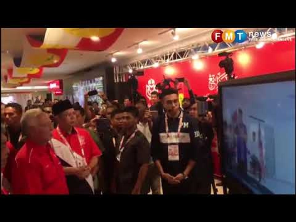 Najib rasmi Koridor Penerangan papar kempen anti-pembangkang