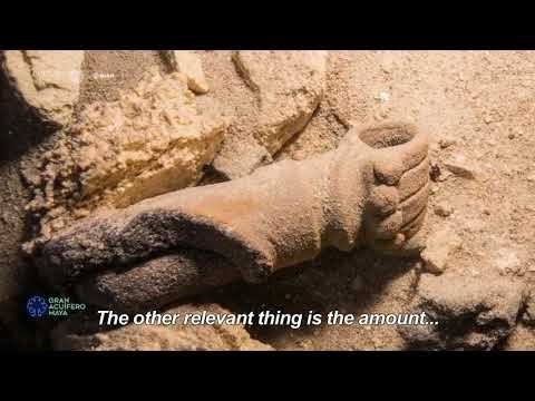 Archaeologists find fossils, Mayan relics in underwater cave