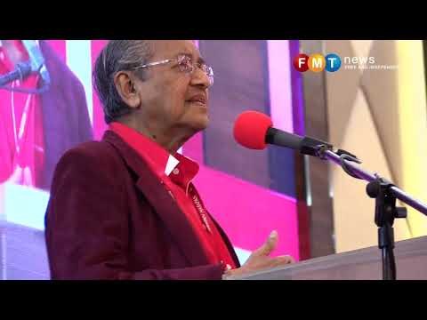 Dr Mahathir Mohamad speaks at Pakatan Harapan convention