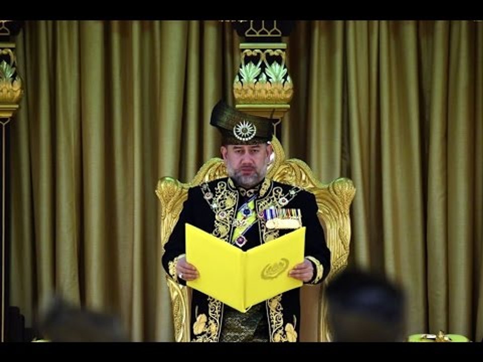 Sultan Muhammad V ditabal Agong ke-15