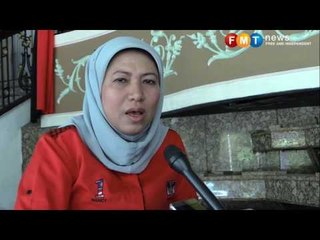 Dancing and singing with Nancy for Gawai Dayak