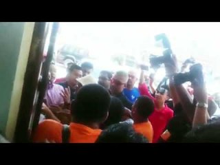 Sidang media Rafizi kecoh, pembantu Rosmah dihalang masuk